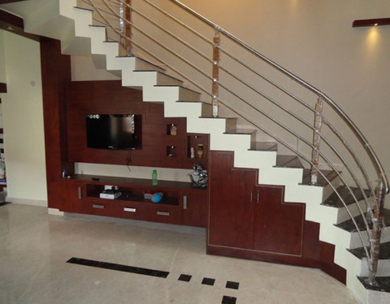 Armarios bajo escalera